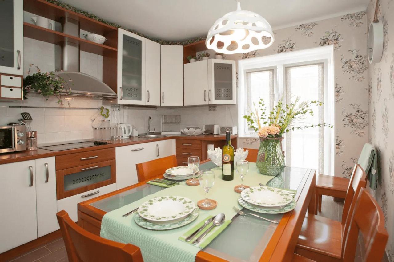 Beach Apartment Butterfly With Sea View Split Exterior photo